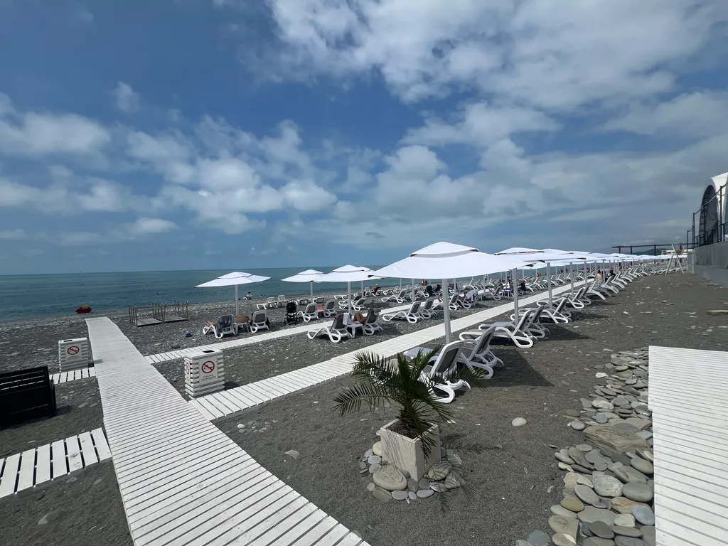 Апартаменты Люкс, Лучезарный на первой береговой линии