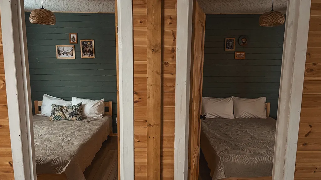 Дом с душой у соснового леса