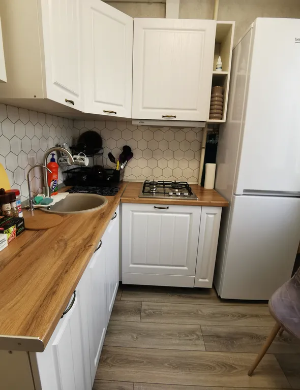 Квартира у метро, новый ремонт и мебель, уютно очень