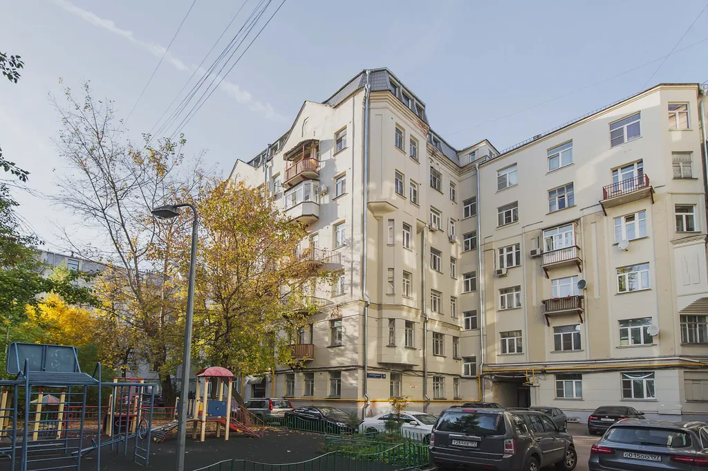 Квартира Дизайнерская 4-комнатная квартира в центре — Москва