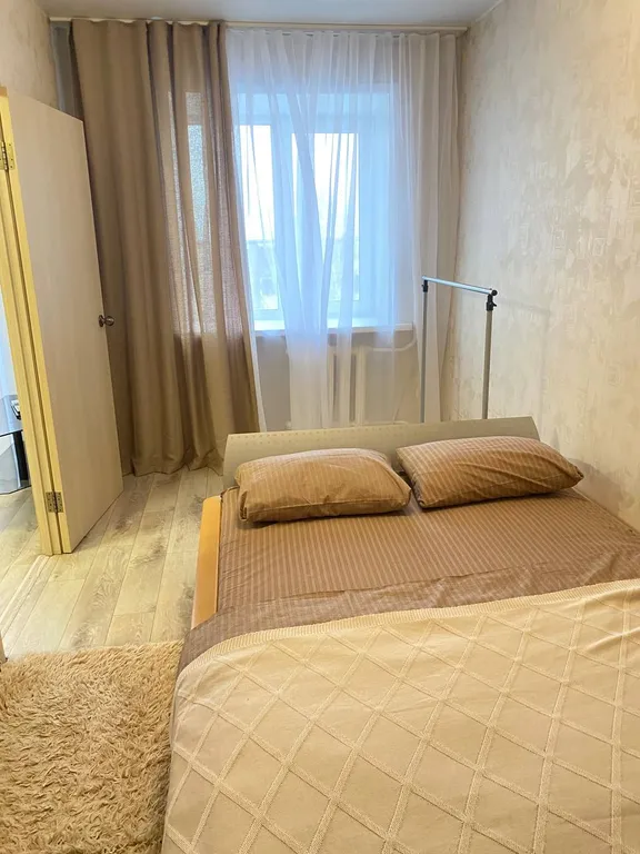 2-комнатная квартира с балконом на Волгоградской