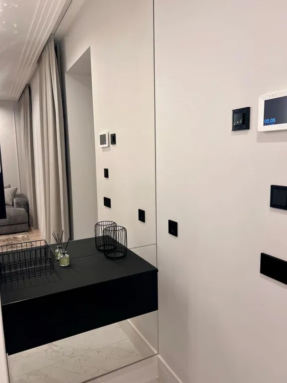 Респектабельный люкс с дизайнерским ремонтом на садовом кольце