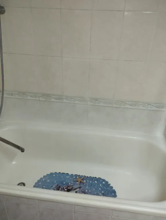 Коттедж Двухкомнатная в частном доме, рядом с морем и недалеко от центра — Ялта