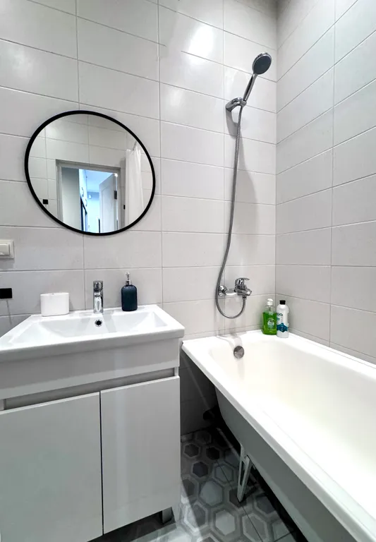 Центр, 3 комнаты, отличный ремонт! Удобные спальные места.