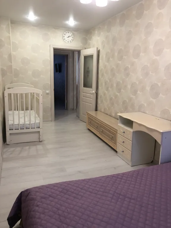 Квартира с 2 отдельными спальнями и кухней-гостиной, рядом с Елкой