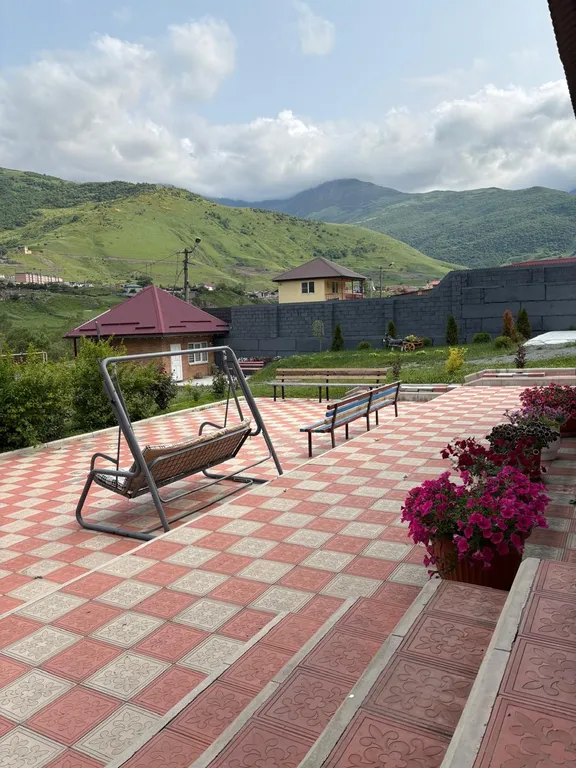 Уютный дом в Верхнем Фиагдоне на берегу горной реки