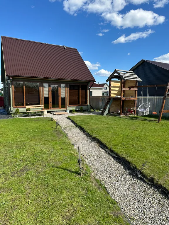 Дом-баня с бассейном и чаном