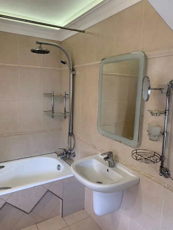 Дом у моря для приятного отдыха в любое время года (круглогодичный бассейн)