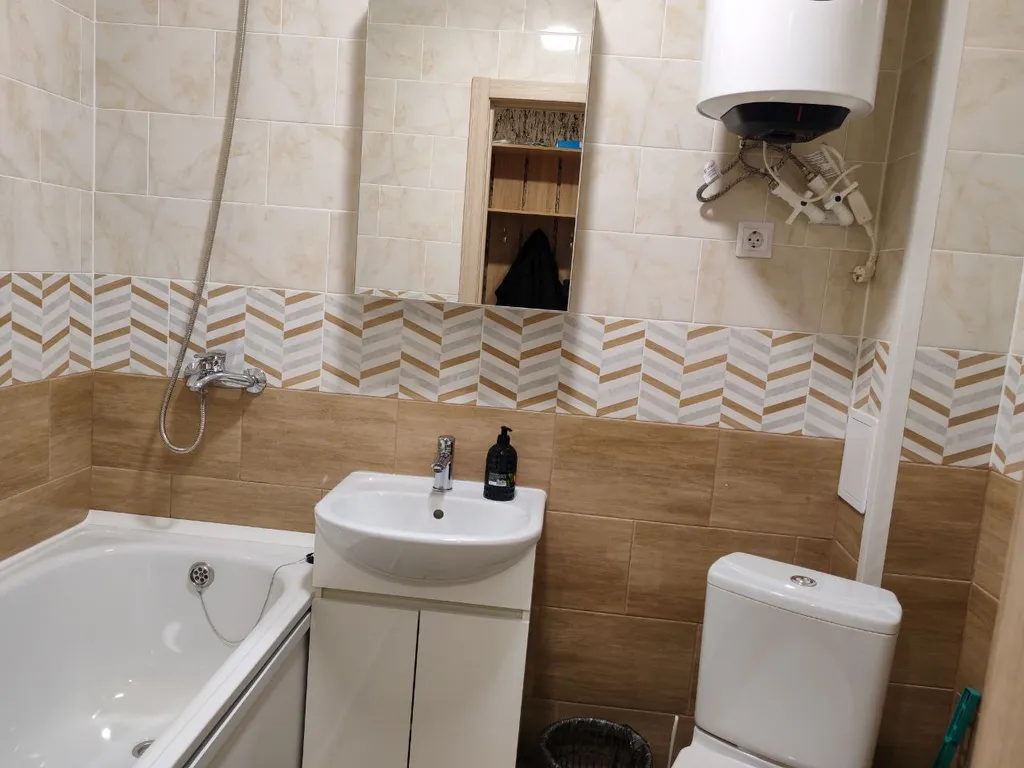 Видовая 1-комнатная квартира с дизайнерским ремонтом