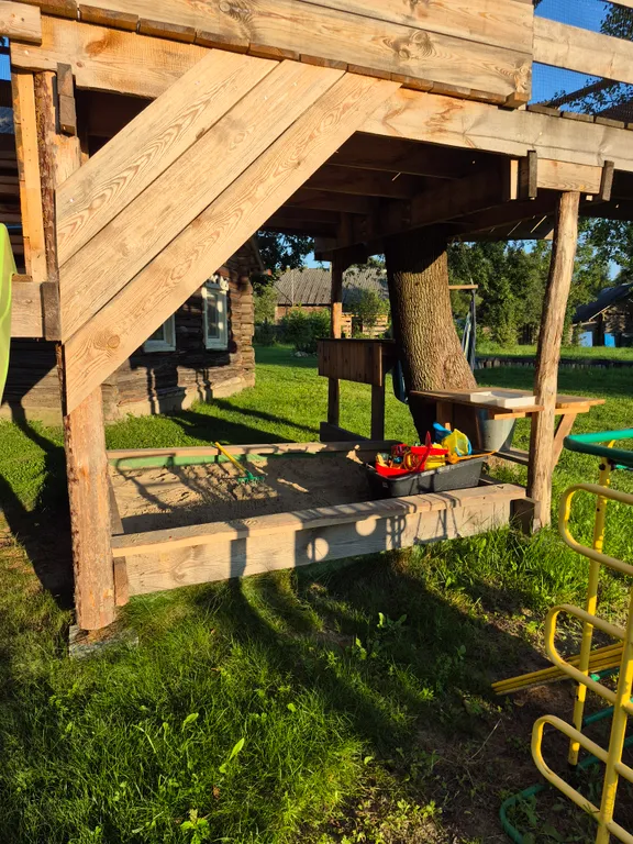 Деревенский дом, как в детстве, у реки Березена