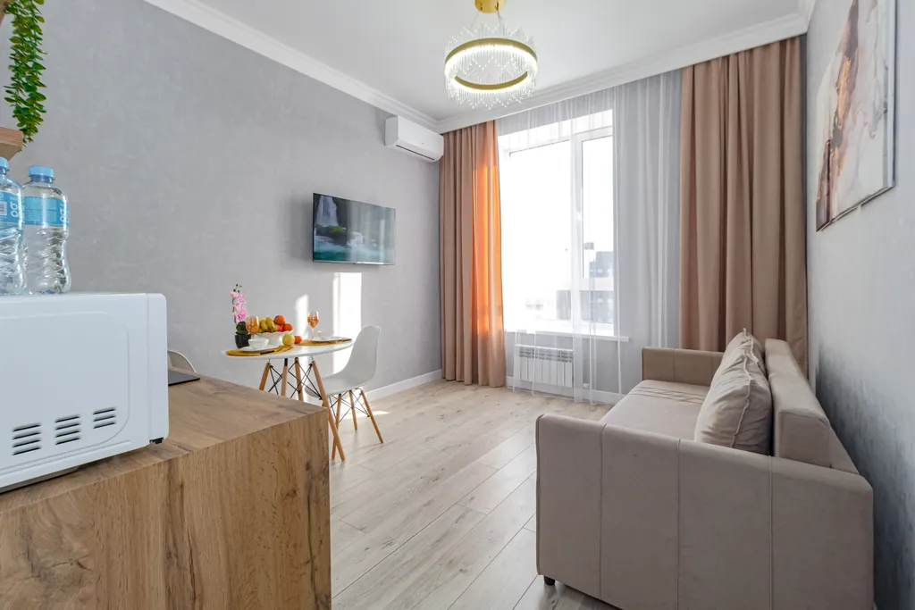 Grand Champion Central Stay