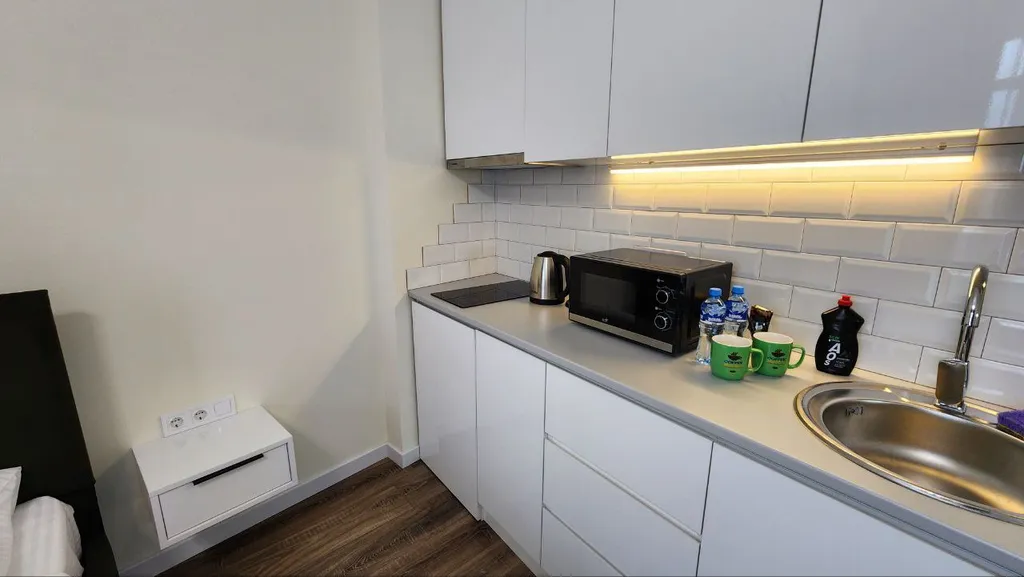 Апартамент с бассейном на берегу моря