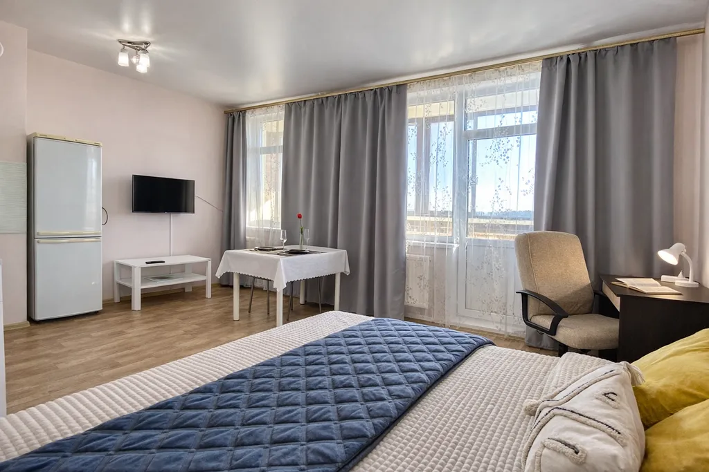 Студия с видом на город, рядом с городской эспланадой и ЖД вокзалом