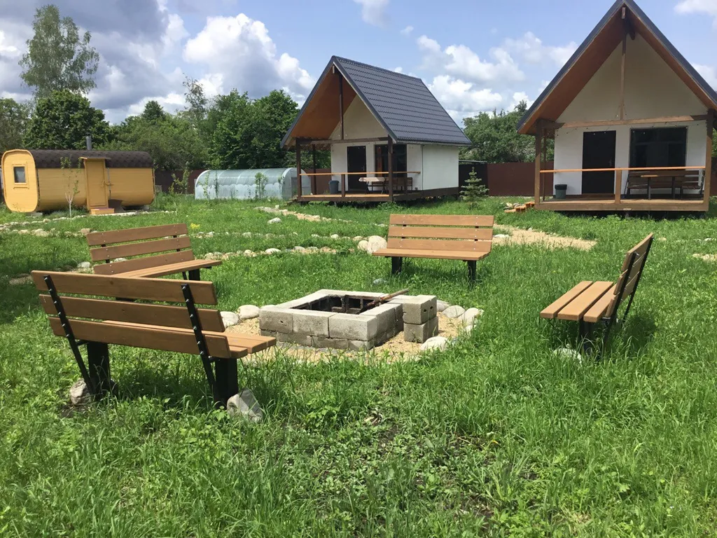 Коттедж 2-комнатный Дом — Перевалка