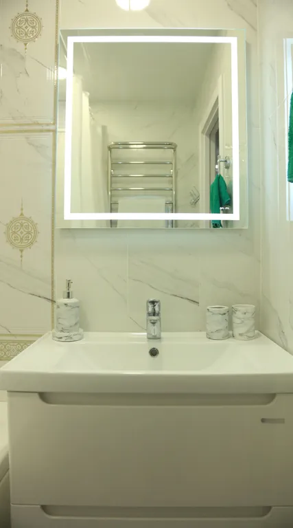 2-комнатная возле ТЦ Корона