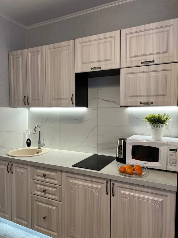 Уютная и просторная 1 квартира у ТЦ Остров