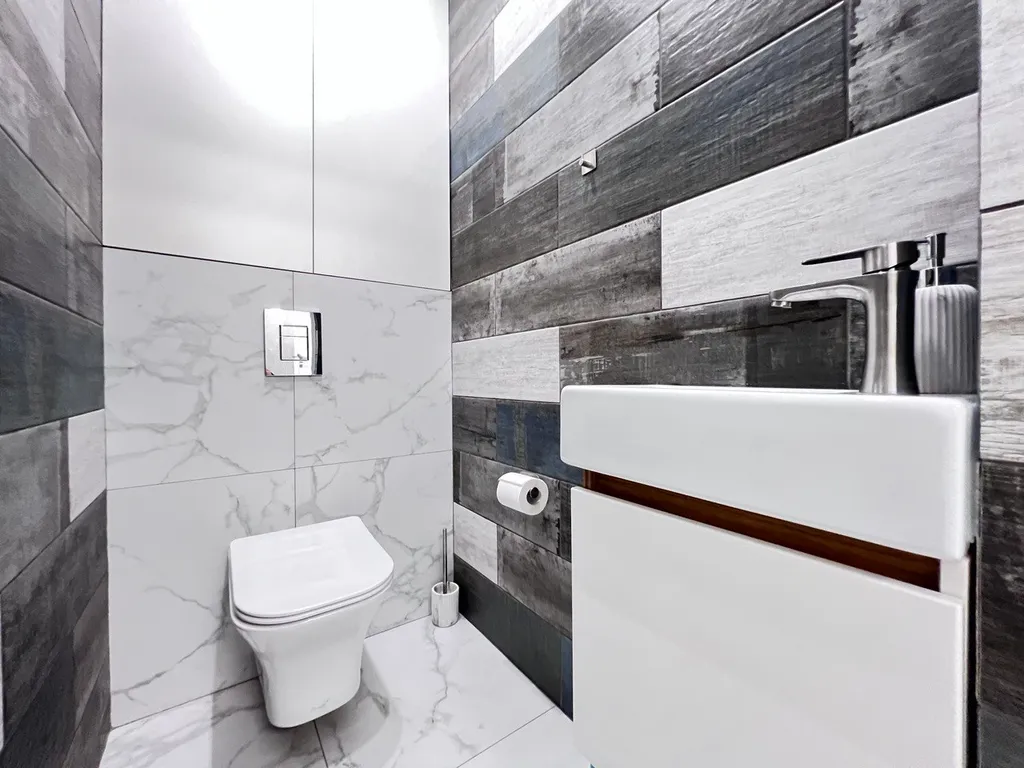 Стильная современная двушка центр