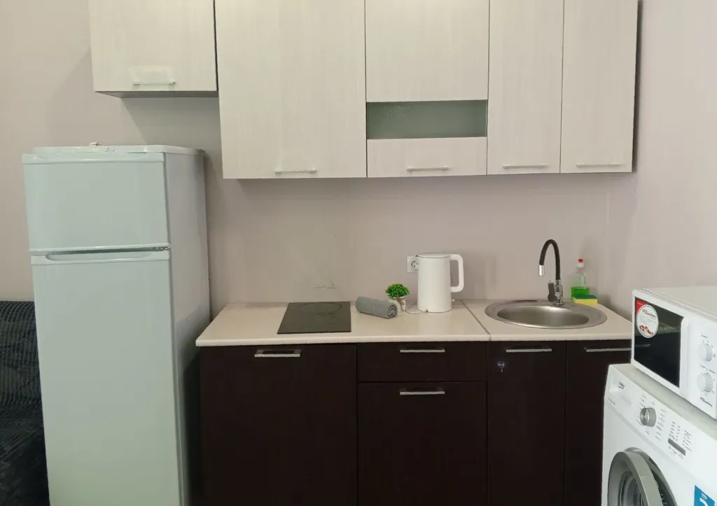 Студия в тихом районе у моря