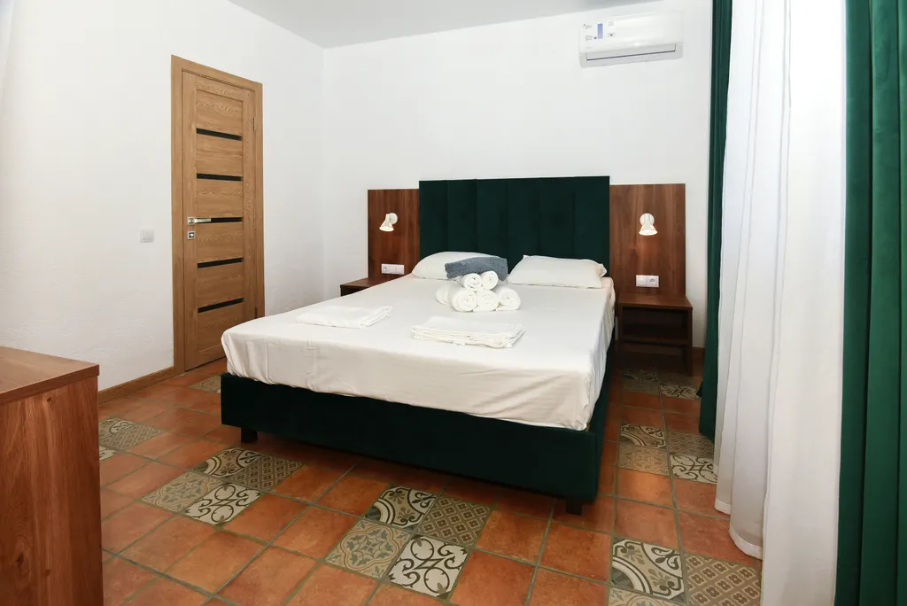 Квартира Комната — аренда посуточно в Береговое (Феодосия)