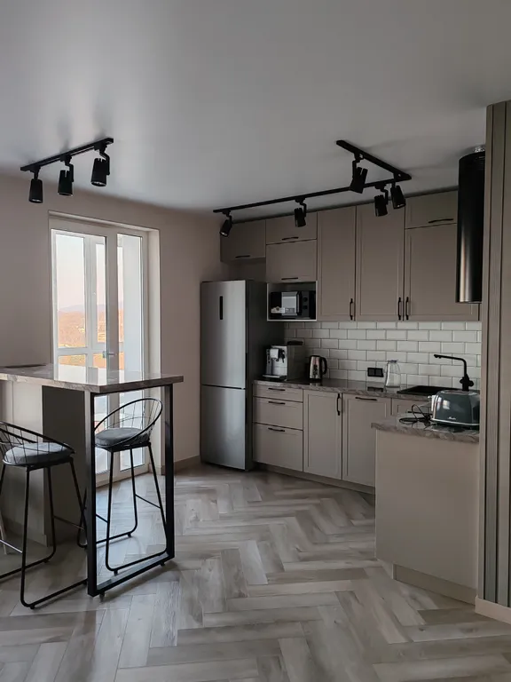 Просторная квартира с видом на море