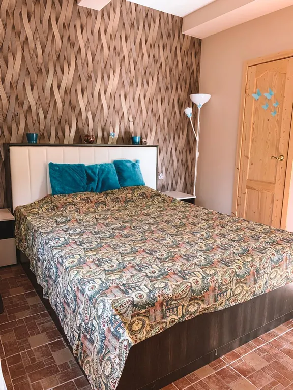 Квартира Однокомнатный номер с кухней — аренда посуточно в Судак