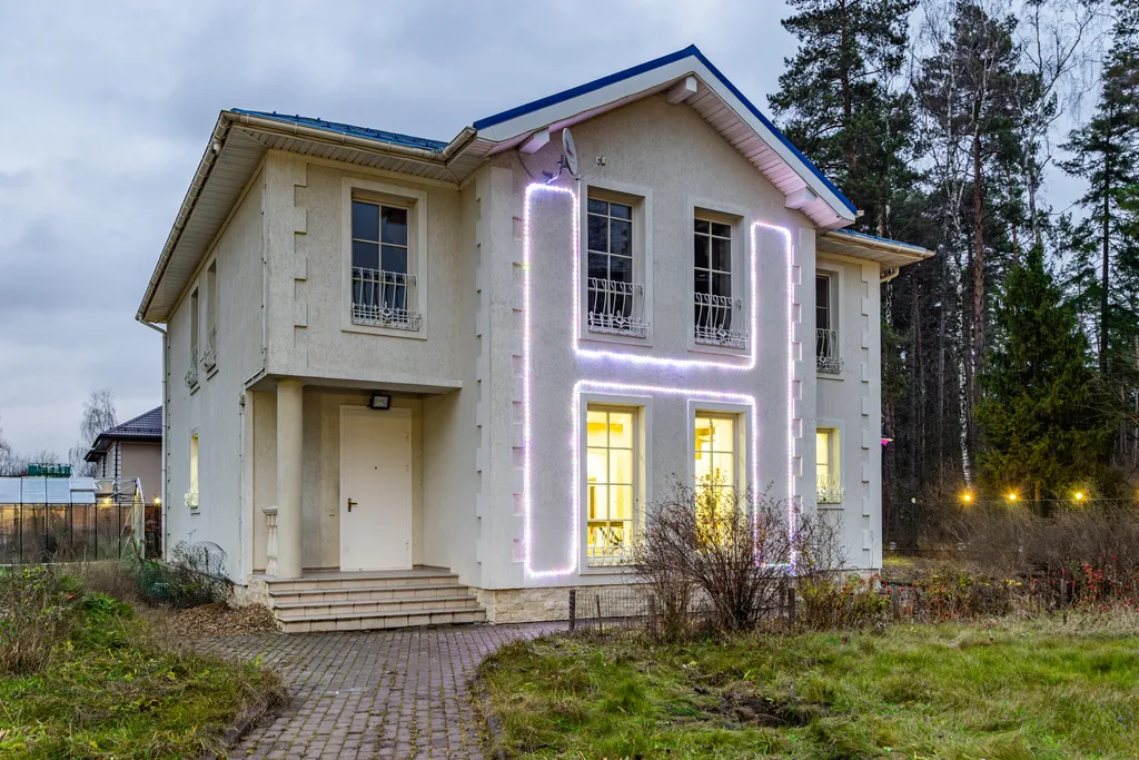 Просторный коттедж с бильярдом и сауной