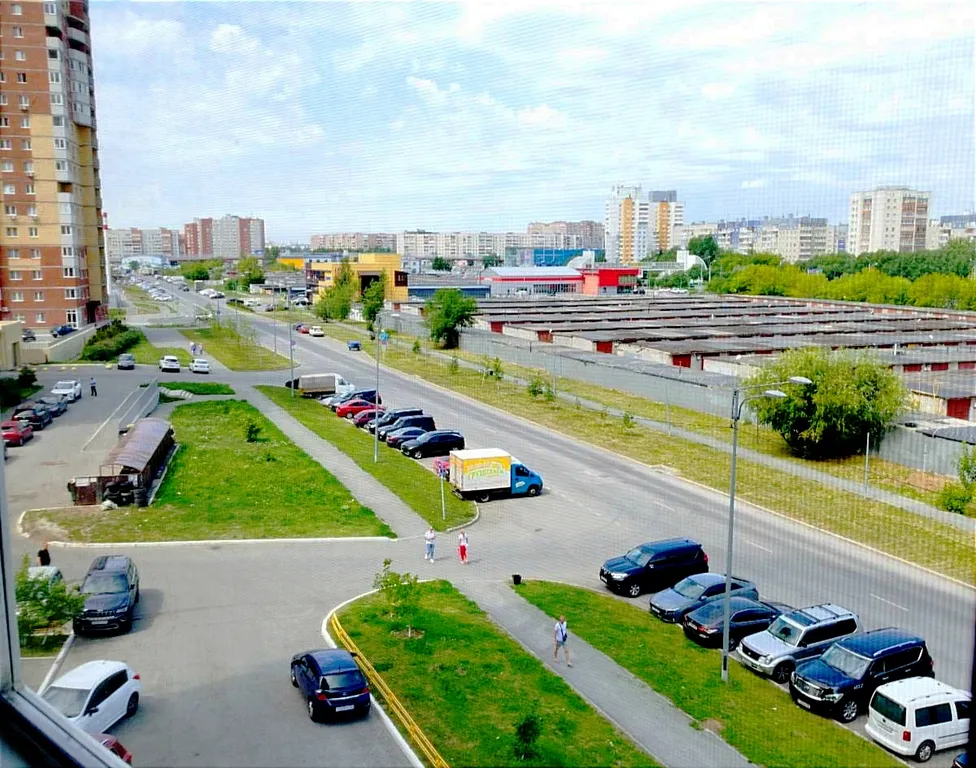 Квартира Большая красивая уютная квартира рядом с ТРЦ Кристалл — Тюмень