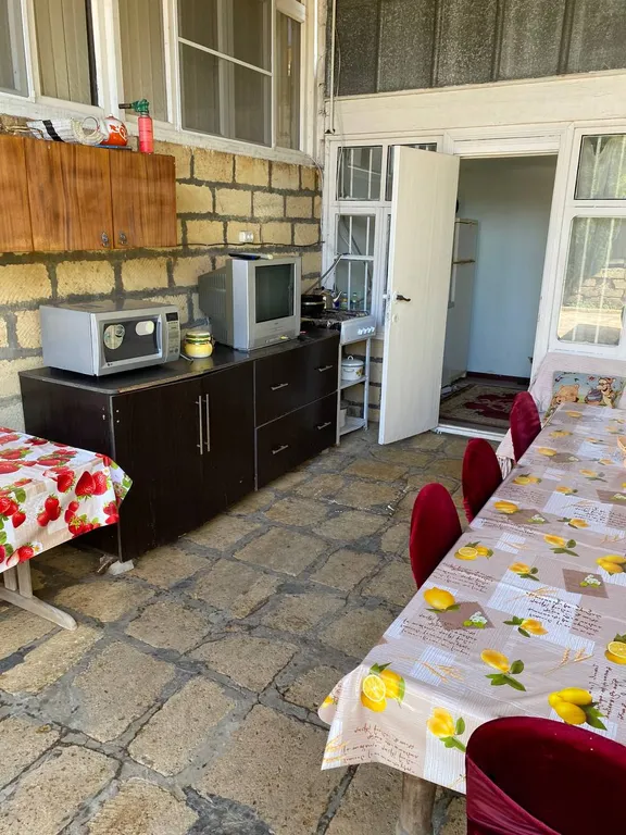 Уютный дом на берегу моря