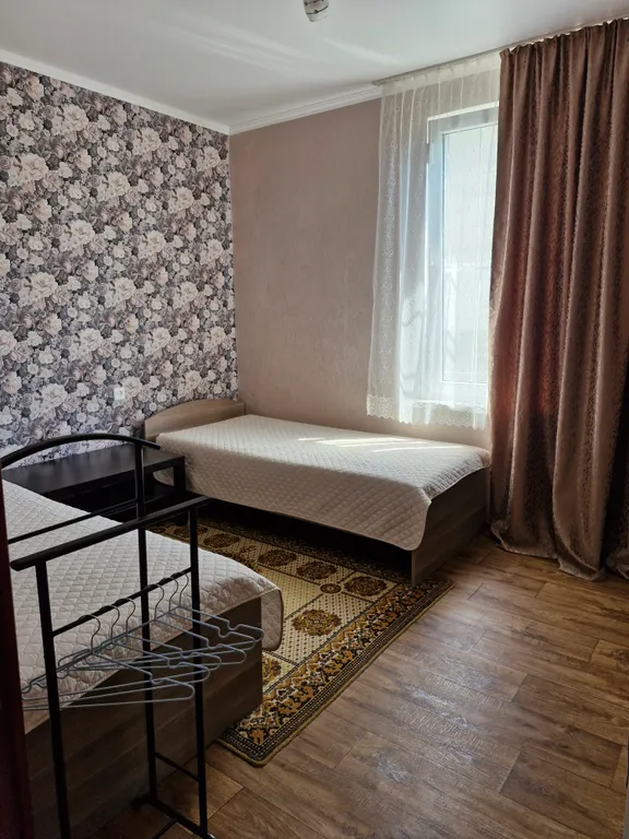 Коттедж 3-комнатный Дом — Сухум