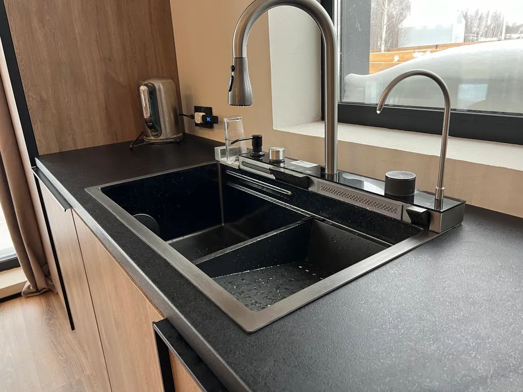 Дом премиум класса с панорамным видом на закат