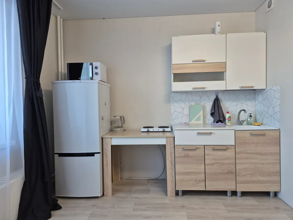 Студия на набережной с видом на реку