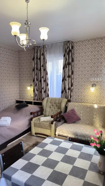 Уютная студия в центре в трех кварталах от моря