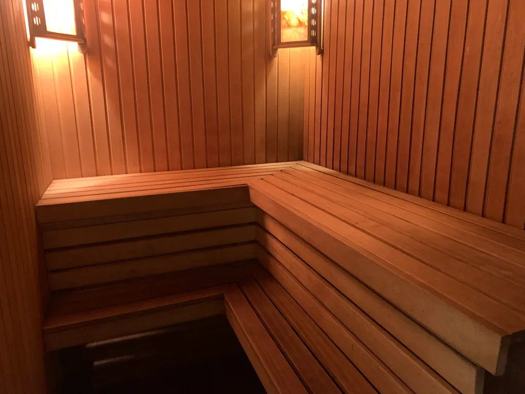 Красивый гостевой дом с баней на дровах возле Минского Моря