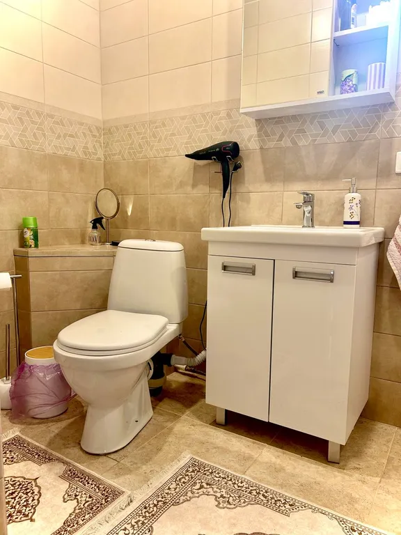 Уютный уголок у леса