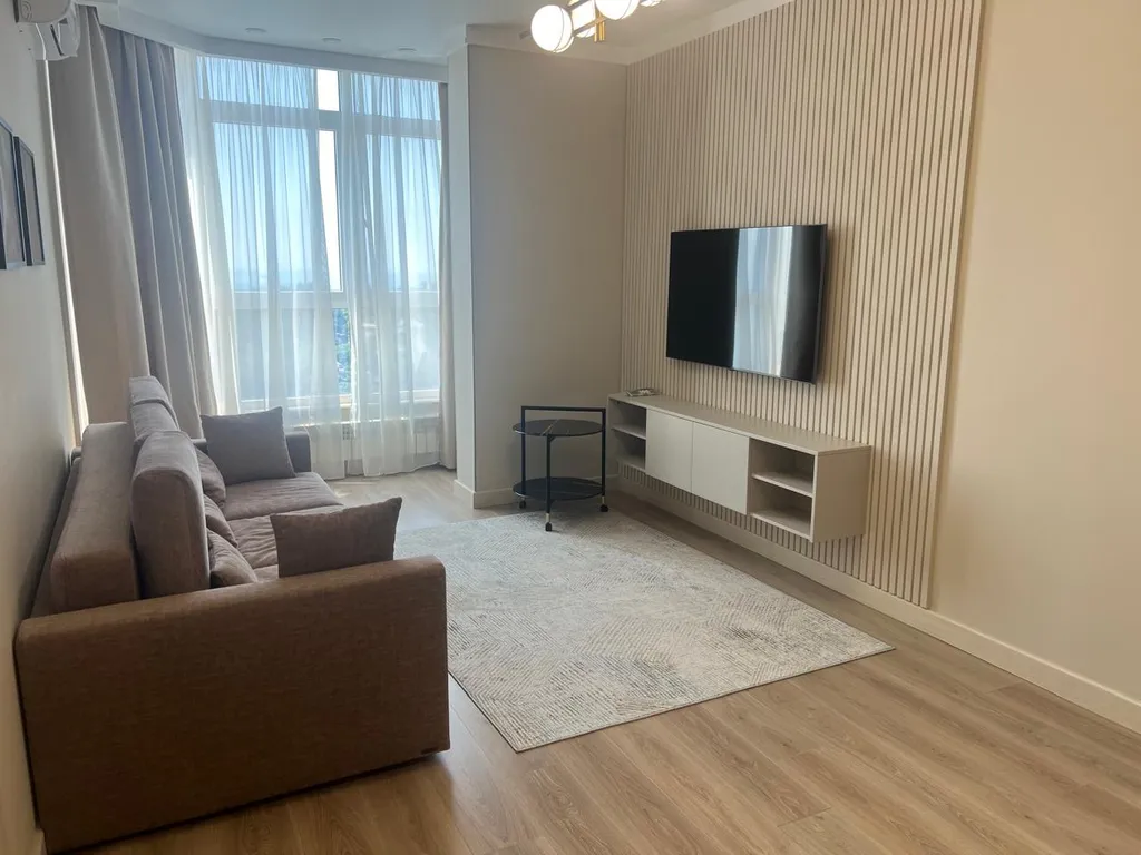 Двухкомнатная квартира с видом на море