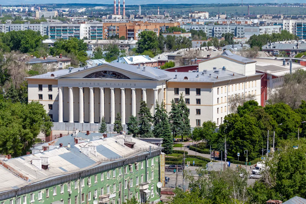 Апартаменты Квартиркаплаза просторный семейный вариант у ТЦ Вива Ленд