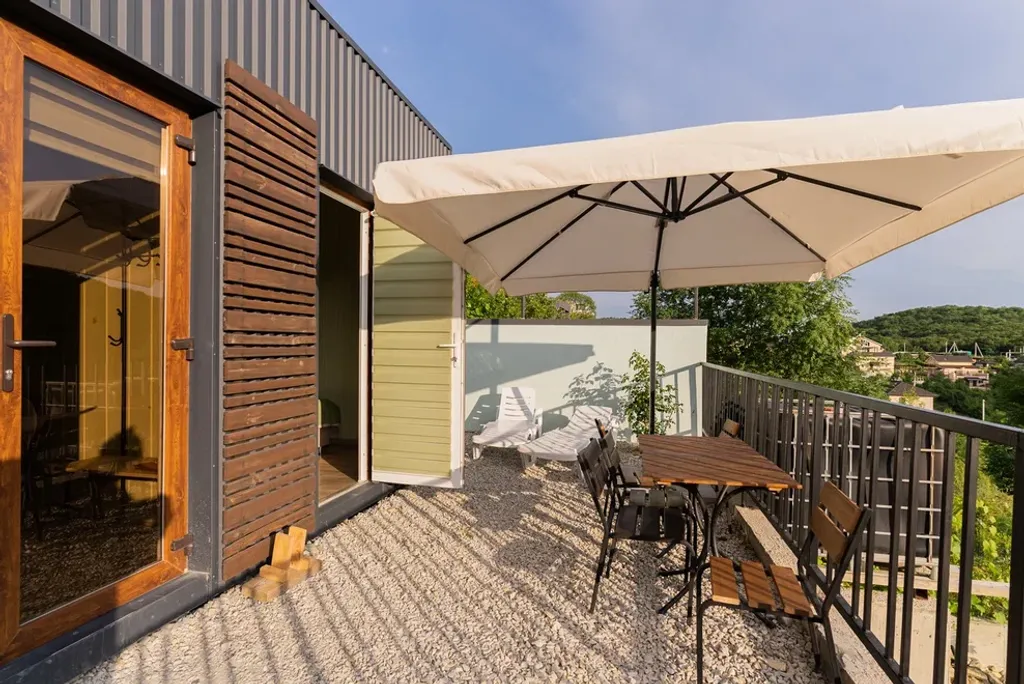 Апартаменты семейные №8 с видом на горы