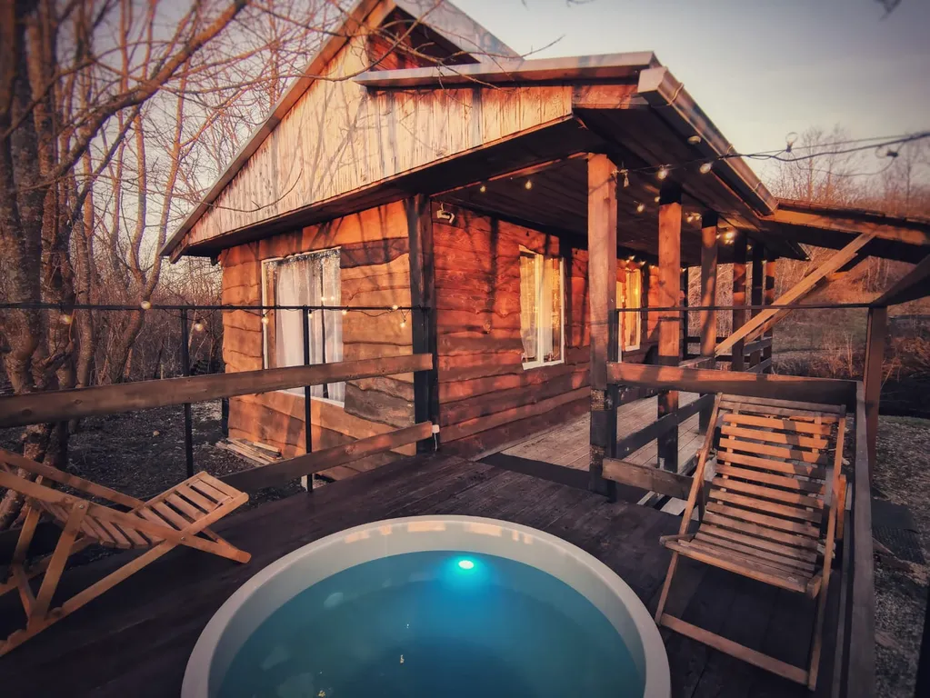 Глэмпинг "Грушöвая вода"