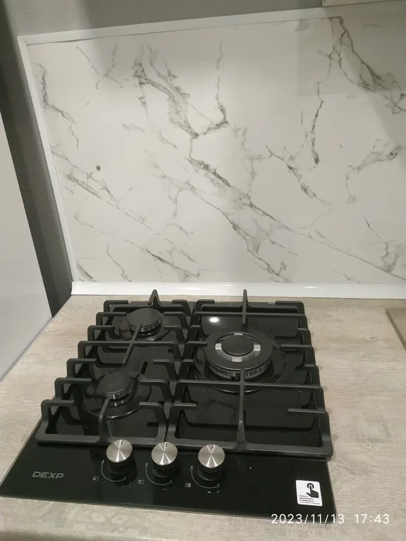 Квартира на набережной у бассейна Саратов, Кристалла