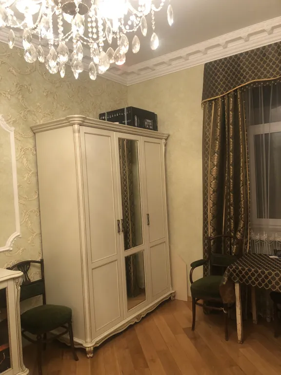 1-комнатная квартира в доме театрального работника в самом центре СПб