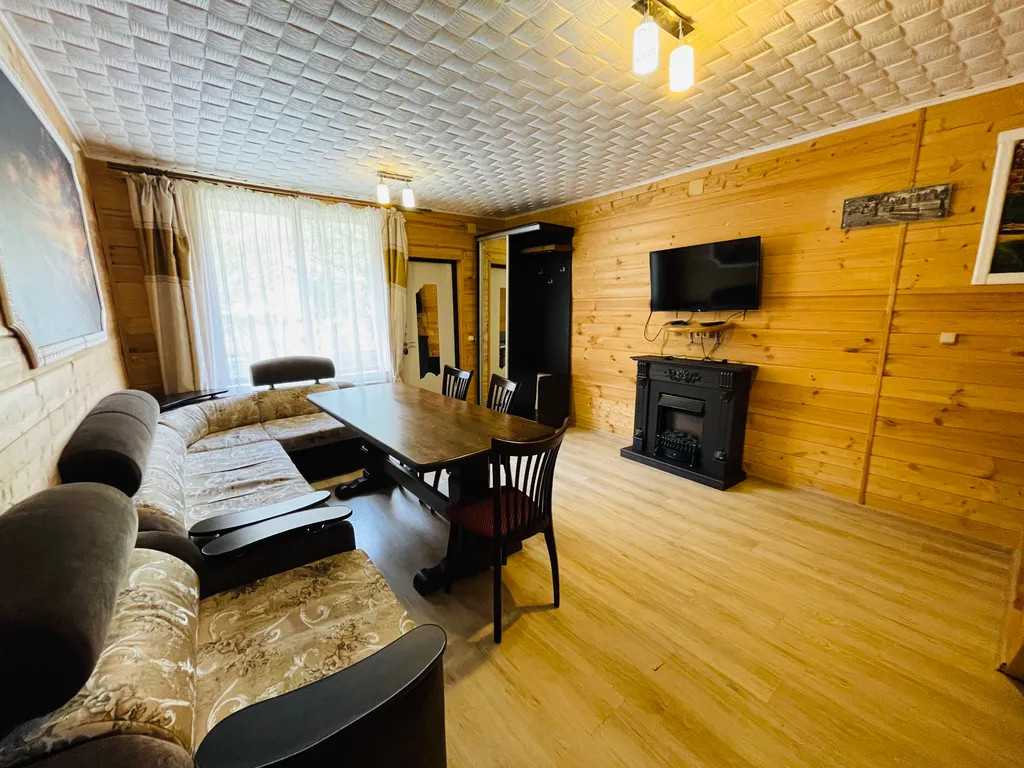 Домик с 3 спальнями на 6 человек