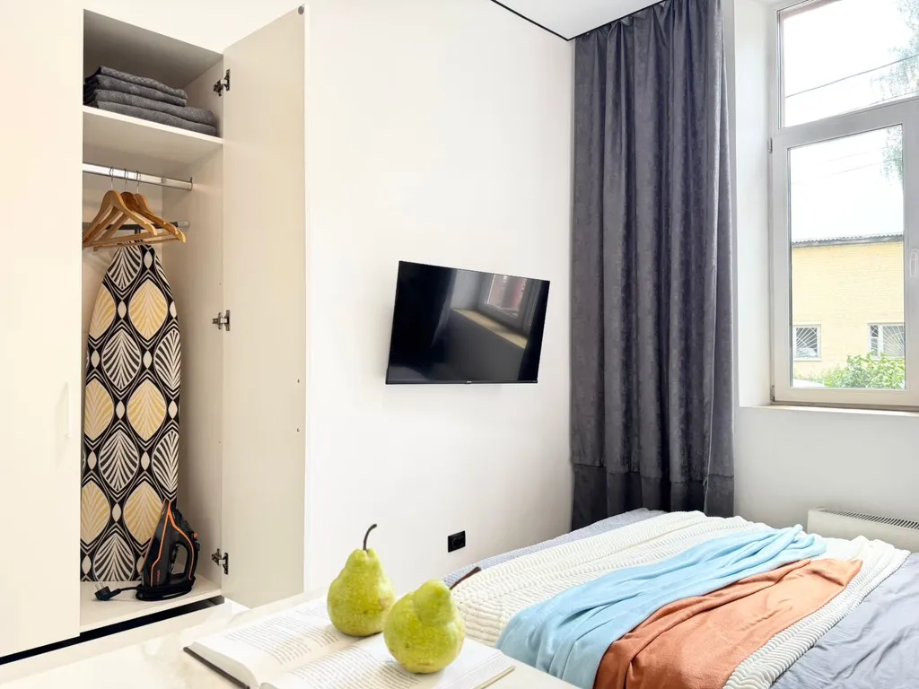 Студия с дизайнерским ремонтом