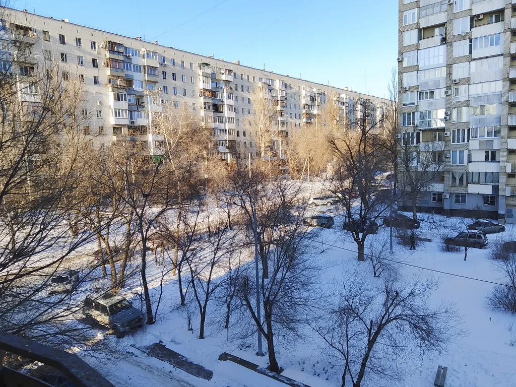 Удобная квартира в Центре, кухня 11 метров и большая открытая лоджия.