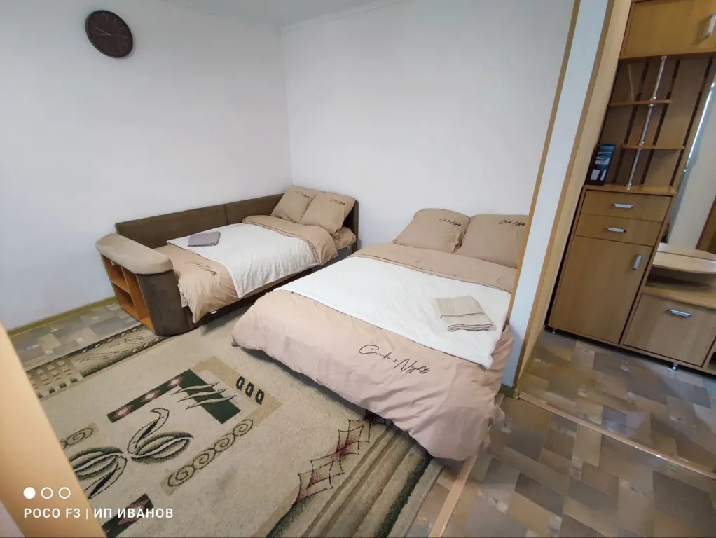 Уютная чистая квартира на 2-м этаже в р-не ДК Звезда