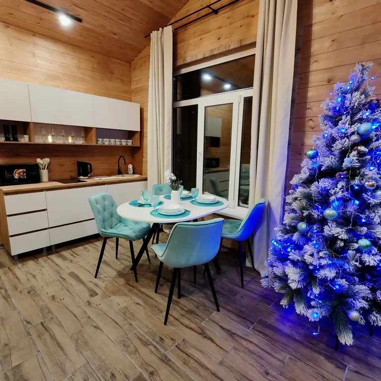 Коттедж Дом на набережной — Шерегеш