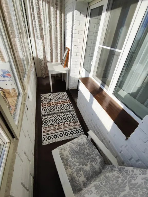 Оригинальная 1-комнатная квартира с застекленной лоджией