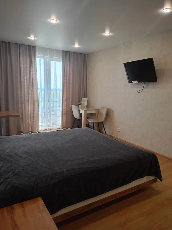 Уютная студия в Новокомарова