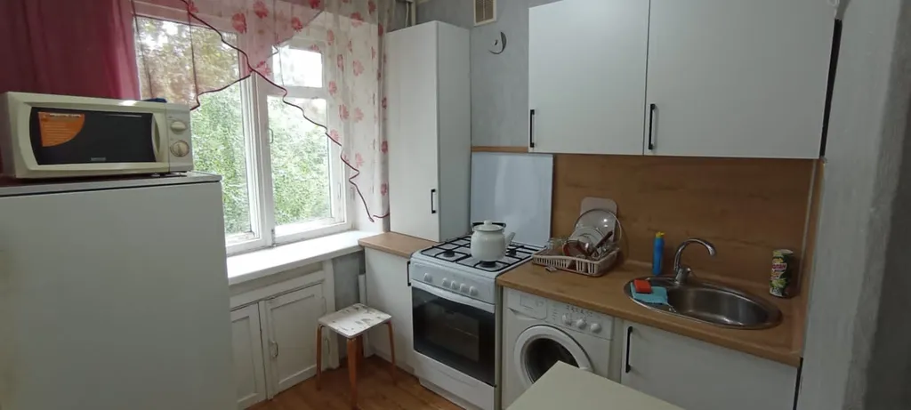 Прoсторная, чистая и уютная кваpтиpа