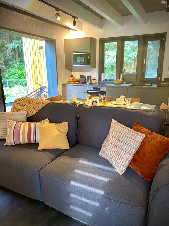 Коттедж Уютный дом Дача лесная с террасой и грилем возле леса с водохранилищем — Логиново