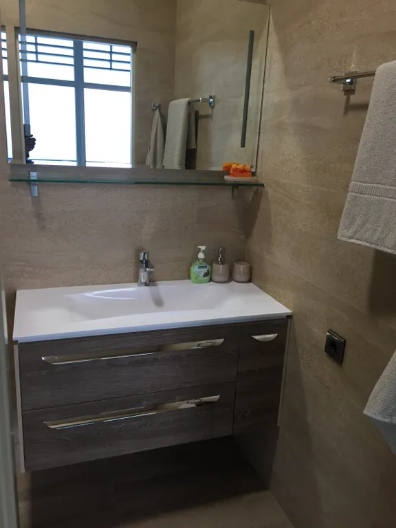 Студия с видом на море и горы